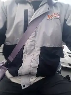 Snapshot of Rejy1992 chatting on 11/13/25, 10:35 Rejy1992 online show from 11/13/25, 10:35