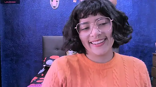 NinaYellow online show from 11/07/25, 03:38