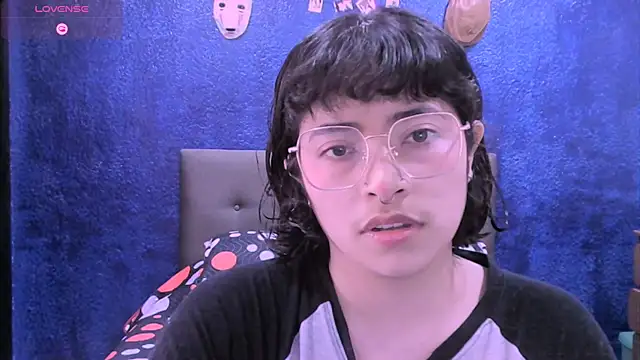 NinaYellow online show from 11/19/25, 12:49