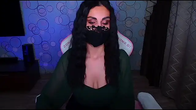 Snapshot of __Yasmina__ chatting on 12/05/25, 03:16 Yasmina online show from 12/05/25, 03:16