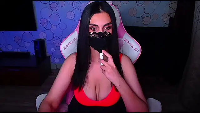 Snapshot of __Yasmina__ chatting on 12/03/25, 05:52 Yasmina online show from 12/03/25, 05:52