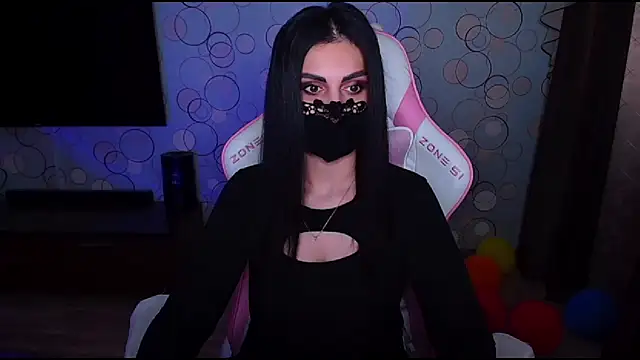   Yasmina   online show from 04/07/26, 04:58