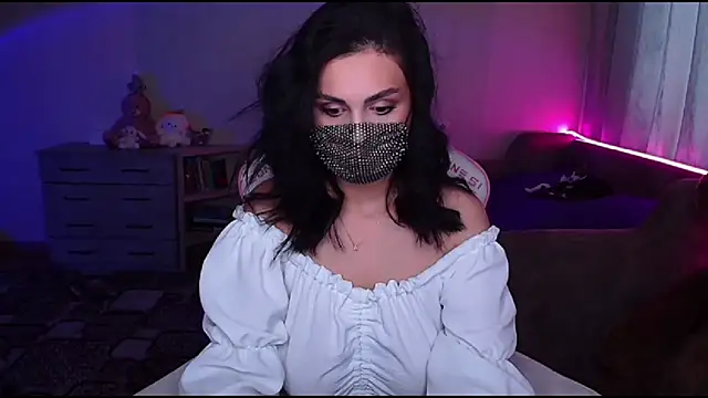 Snapshot of __Yasmina__ chatting on 03/18/25, 03:56 Yasmina online show from 03/18/25, 03:56