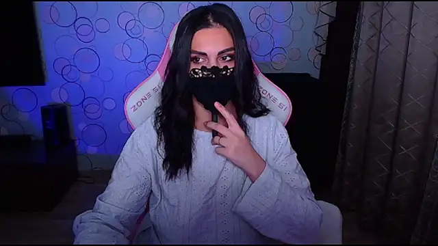 Snapshot of __Yasmina__ chatting on 10/24/25, 03:05 Yasmina online show from 10/24/25, 03:05