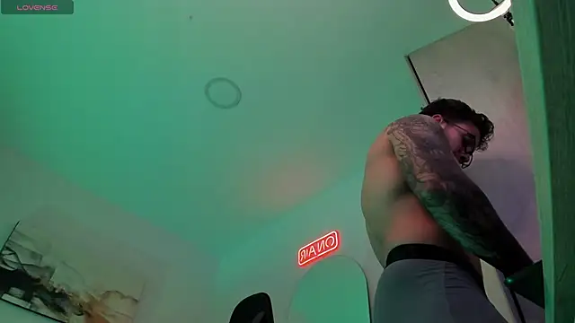 LucianSinclair online show from 02/22/25, 02:28