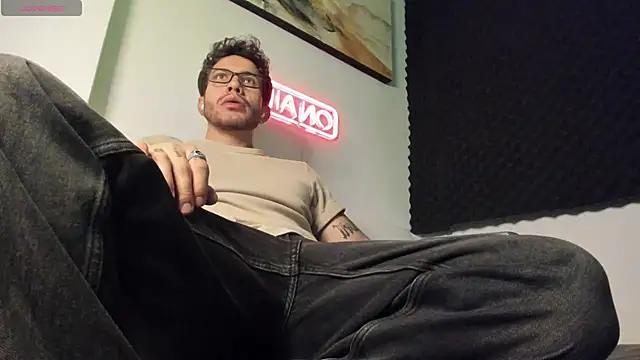 LucianSinclair online show from 11/25/25, 03:40