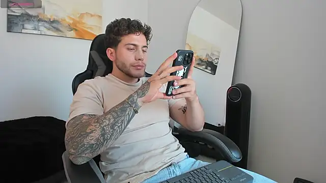 LucianSinclair online show from 12/01/24, 05:18