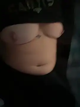 Everlyrose27 online show from 09/30/25, 02:23