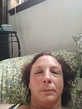 Everlyrose27 online show from 01/05/26, 07:39