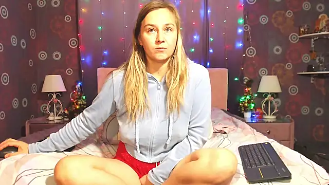 SquirtyAlice online show from 12/14/25, 04:34