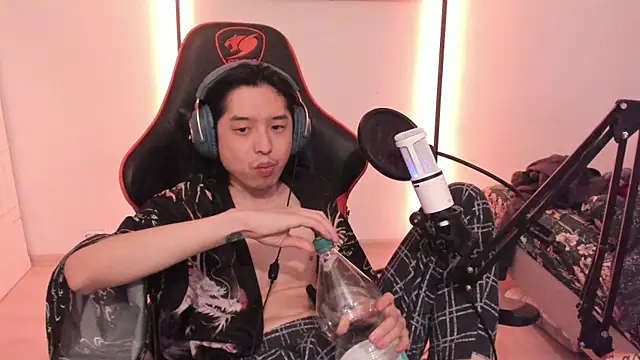 wexlee7 online show from 01/13/26, 11:19