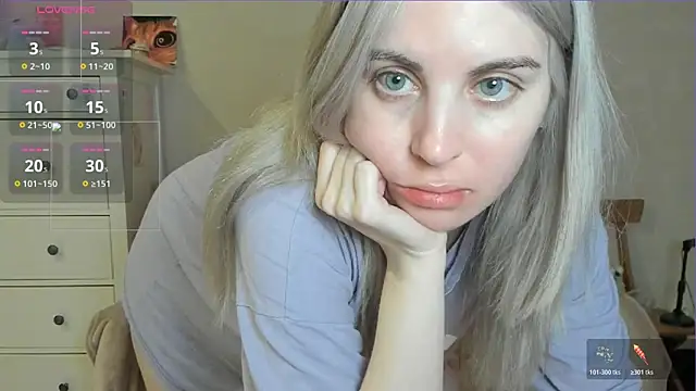 Snapshot of pawpaws chatting on 04/28/26, 09:24 pawpaws online show from 04/28/26, 09:24