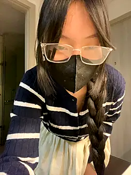 MEOW MEO online show from 11/21/25, 04:39