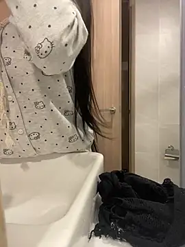 MEOW MEO online show from 01/18/26, 04:21