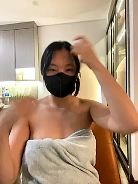 MEOW MEO online show from 11/25/25, 04:07