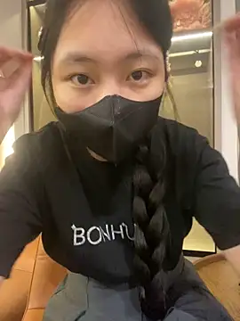 Snapshot of MEOW_MEO chatting on 11/07/25, 03:49 MEOW MEO online show from 11/07/25, 03:49