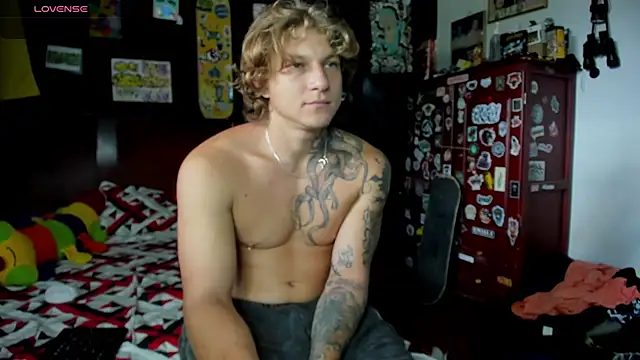 Tom Krakow online show from 10/25/25, 09:04