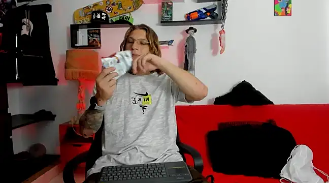 Tom Krakow online show from 12/05/24, 08:17