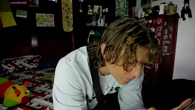 Tom Krakow online show from 11/12/25, 04:22