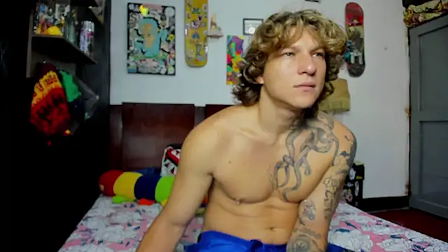 Tom Krakow online show from 11/25/25, 02:06