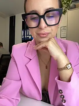 Hii Lolla online show from 11/21/25, 06:56