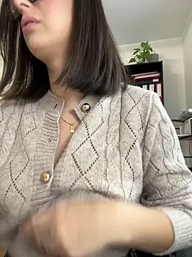 Snapshot of Hii_Lolla chatting on 01/14/26, 09:02 Hii Lolla online show from 01/14/26, 09:02