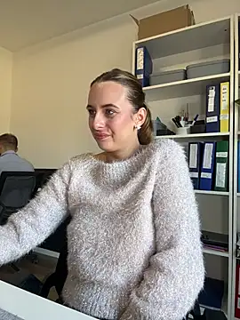 Hii Lolla online show from 04/02/26, 07:04