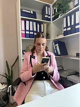 Hii Lolla online show from 03/09/26, 09:13