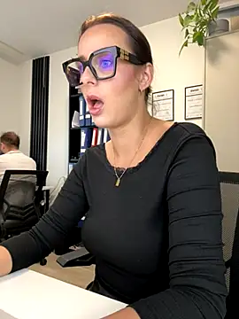 Hii Lolla online show from 10/03/25, 06:04