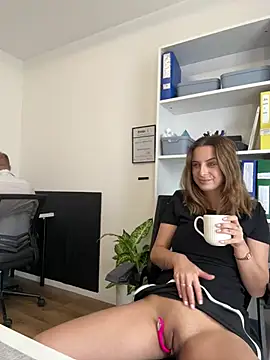 Hii Lolla online show from 04/19/26, 07:31