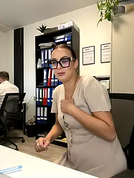 Hii Lolla online show from 10/02/25, 06:06