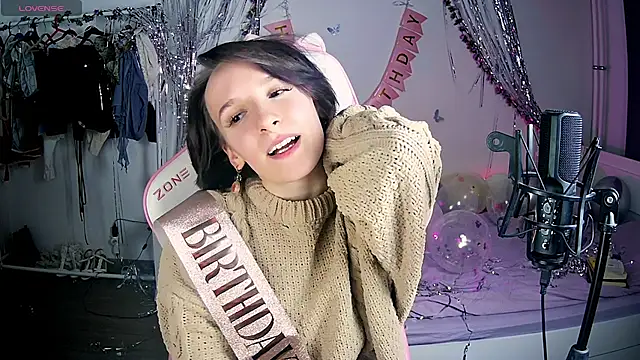 Violet Veliya online show from 02/09/25, 07:09