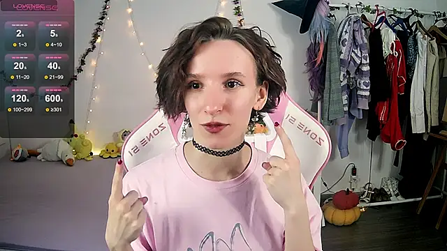 Violet Veliya online show from 10/05/25, 02:19