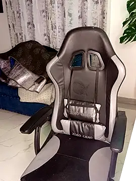 Snapshot of rosey_cheeks chatting on 10/23/25, 03:49 rosey cheeks online show from 10/23/25, 03:49