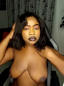Snapshot of rosey_cheeks chatting on 10/22/25, 02:00 rosey cheeks online show from 10/22/25, 02:00