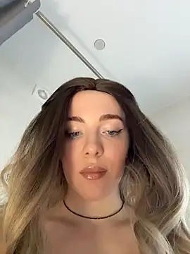 Snapshot of -SweetDi- chatting on 12/01/25, 07:37 -SweetDi- online show from 12/01/25, 07:37