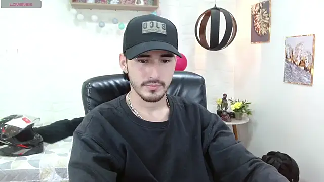 DmitriSanders online show from 02/25/25, 09:04