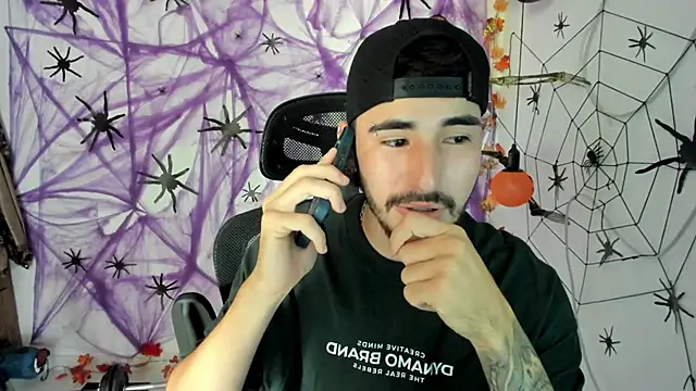 DmitriSanders online show from 10/10/25, 05:25