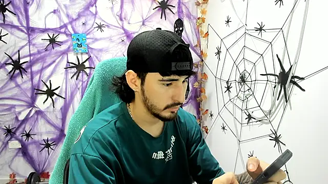 DmitriSanders online show from 12/14/25, 02:00