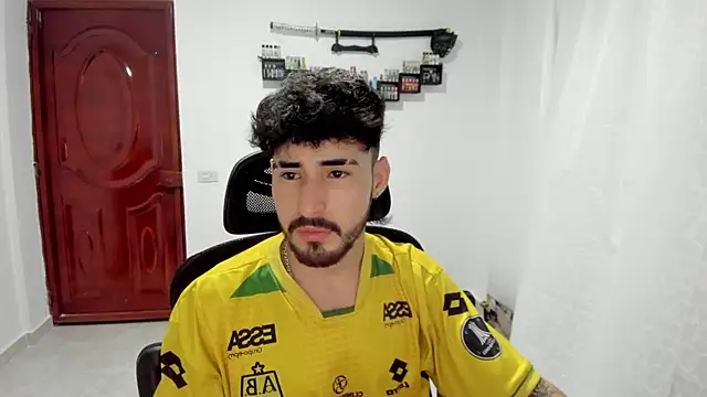 DmitriSanders online show from 03/25/26, 01:06