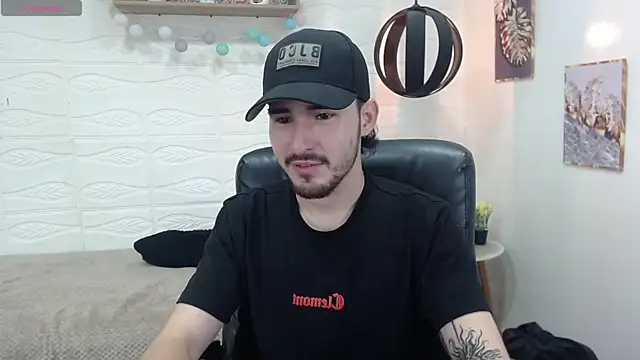 DmitriSanders online show from 01/28/25, 08:58