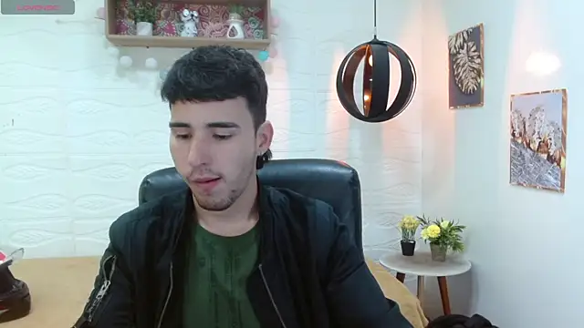 DmitriSanders online show from 03/15/25, 08:32