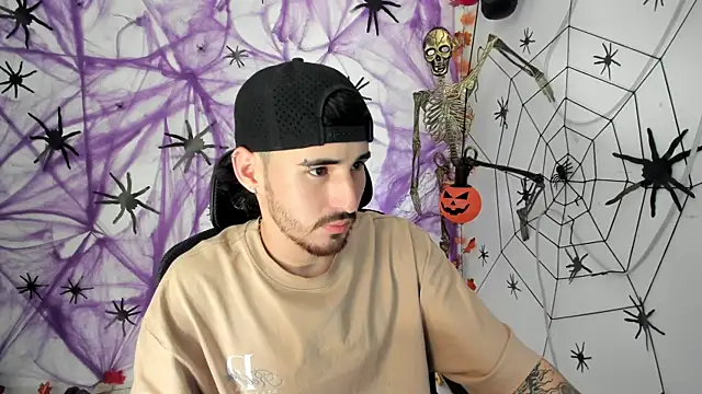 DmitriSanders online show from 09/28/25, 07:43