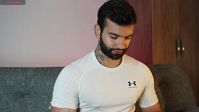 MarkHazze online show from 10/31/25, 03:52