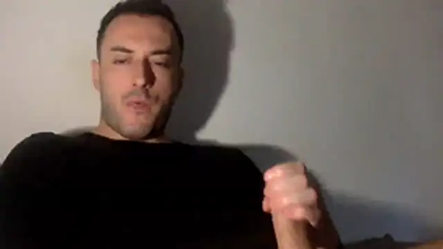 Snapshot of mainnrd chatting on 11/10/25, 09:58 mainnrd online show from 11/10/25, 09:58