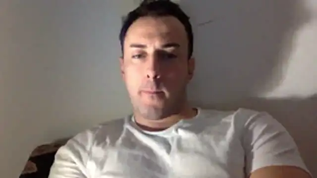 Snapshot of mainnrd chatting on 12/18/25, 05:17 mainnrd online show from 12/18/25, 05:17