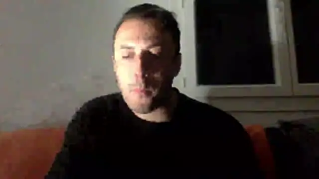 Snapshot of mainnrd chatting on 05/22/26, 09:35 mainnrd online show from 05/22/26, 09:35