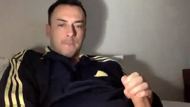 Snapshot of mainnrd chatting on 11/02/25, 06:18 mainnrd online show from 11/02/25, 06:18