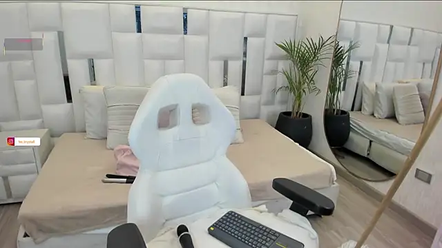 imkrystall online show from 03/06/26, 08:48