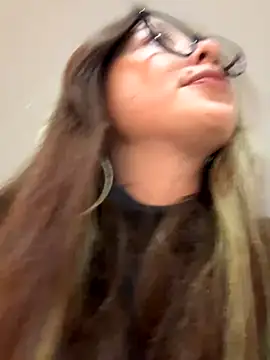 Snapshot of Sofii_gold chatting on 09/16/25, 02:23 Sofii gold online show from 09/16/25, 02:23